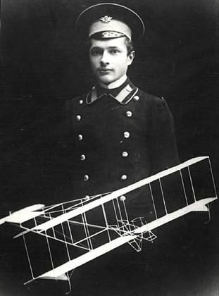 Aleksandr Porokhovshchikov with a model aircraft, archive photograph