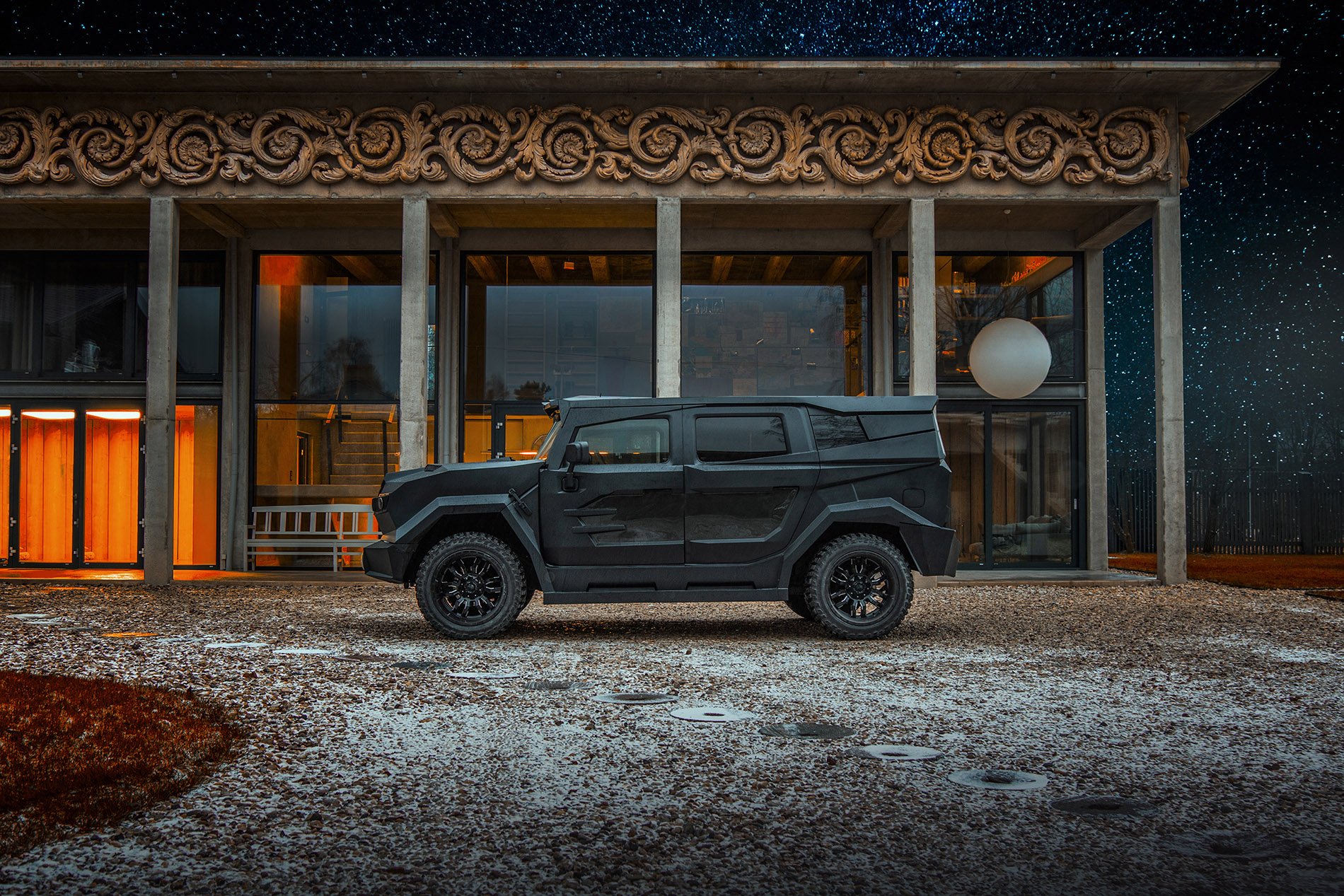 DARTZ vehicle outside a modern building