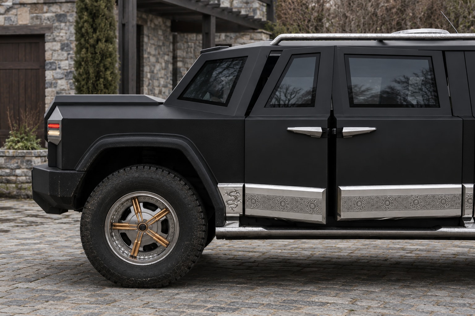 The DARTZ Prombron’ Black Dragon CLV in profile